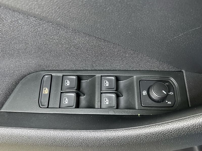 Škoda Kamiq Selection - fotka 21 z 28