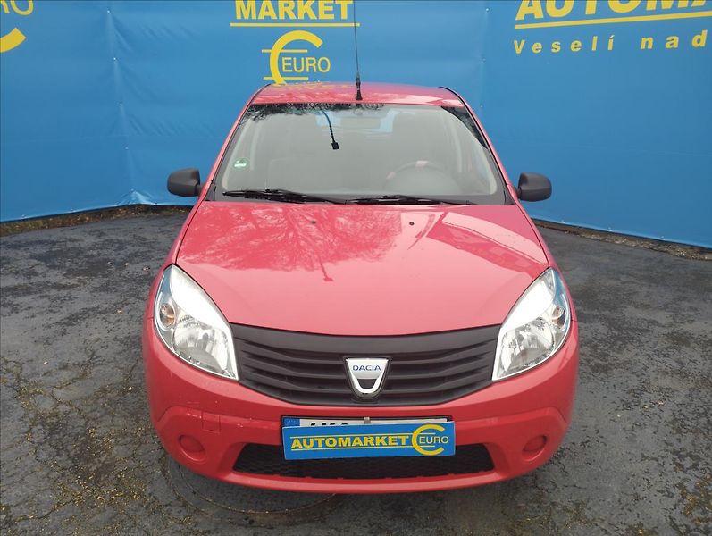 Dacia Sandero 1,4 MPi 55KW - fotka 2 z 12