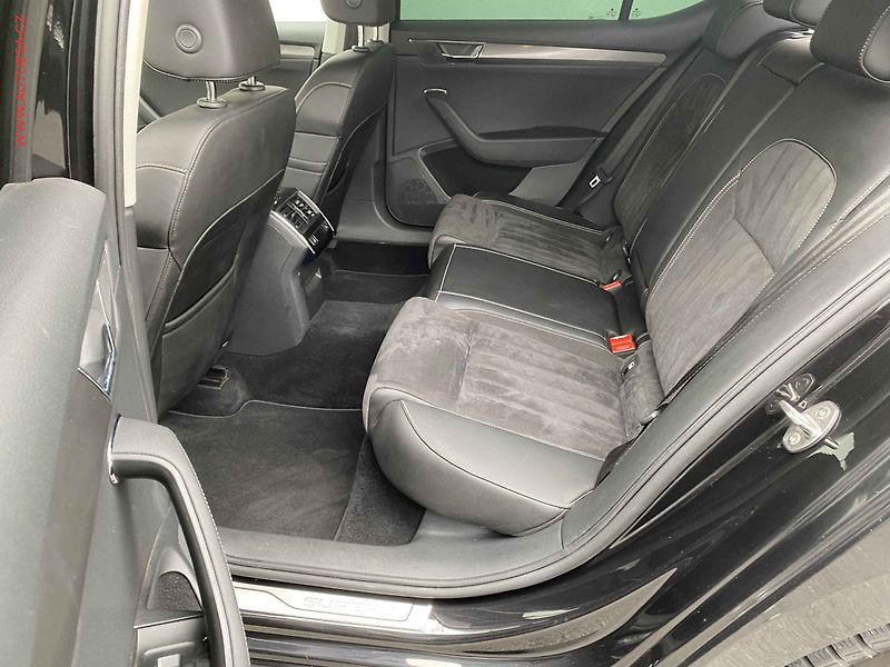 Škoda Superb (2022) 2.0TSi 4x4, 2.maj,ČR, DSG - fotka 10 z 20