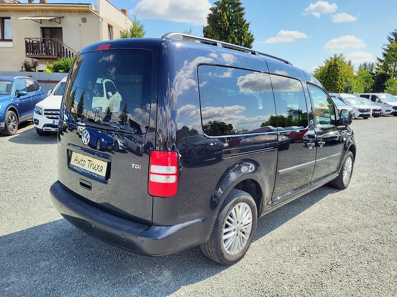 Volkswagen Caddy MAXI 1.6 TDi 75kW 5-míst - fotka 4 z 39