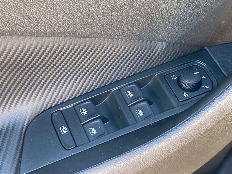 Škoda Kamiq (2025) 1.0 TSI DSG Monte Carlo - fotka 22 z 37