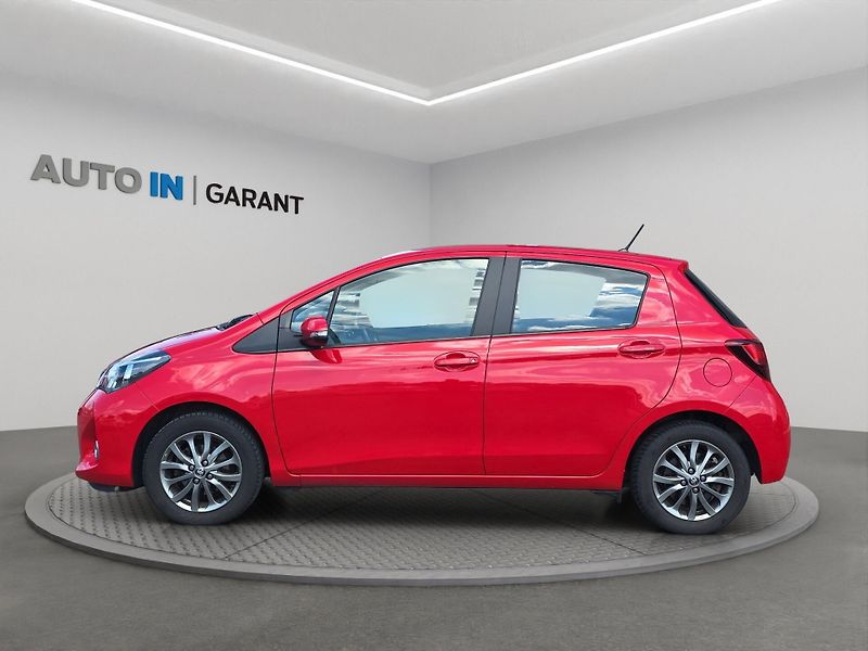 Toyota Yaris (2017) 1.33 Dual VVT-i 73kw, serv.kn. - fotka 8 z 20