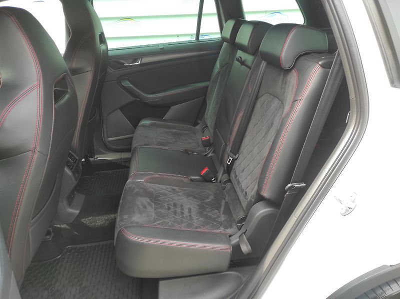 Škoda Kodiaq 2,0TDi RS,4x4,DSG,7 míst,TZ - fotka 12 z 69