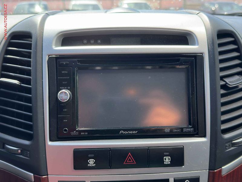 Hyundai Santa Fe (2007) 2.2CRDi 4x4, ČR, TZ, výhř - fotka 14 z 20
