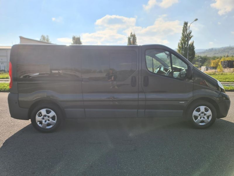 Opel Vivaro (2012) LONG 2.0 CDTi HRADEC KRÁLOVÉ - fotka 6 z 89
