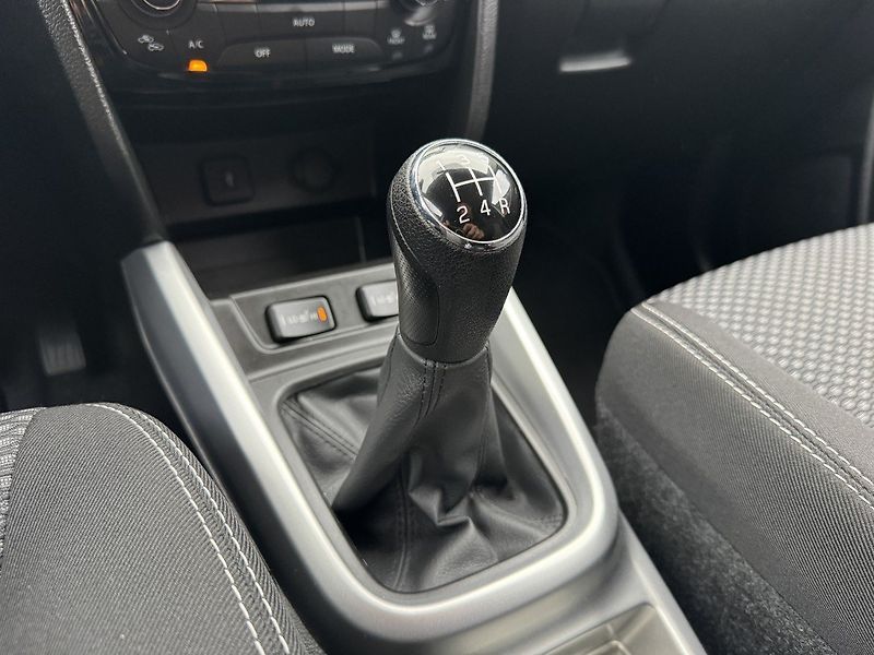 Suzuki Vitara (2017) 1.6iVVT Navi Digi Klima Kamera - fotka 10 z 50