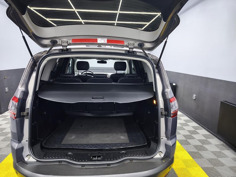 Ford S-MAX (2014) AT,Navi,nová převodovka(zaruka - fotka 17 z 27