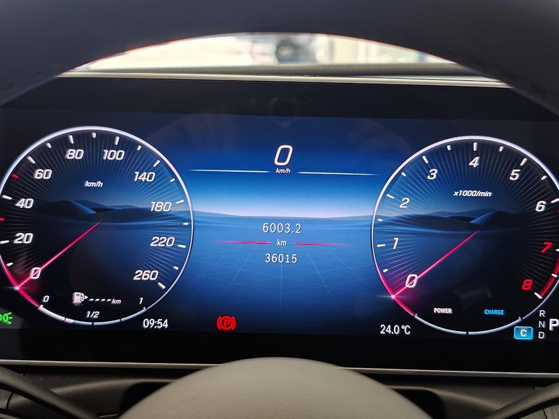 Mercedes-Benz CLE 200 cabrio AMG Pack - fotka 21 z 32