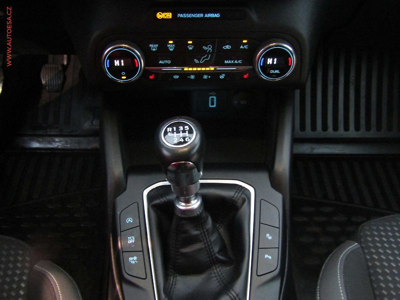 Ford Focus (2020) 1.5TDCI, 1.maj, AC, LED - fotka 18 z 18