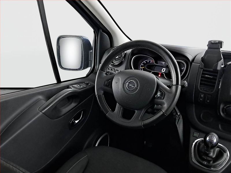 Opel Vivaro (2016) 1.6 BiCDTI, Bus, 8Míst, ČR - fotka 7 z 19
