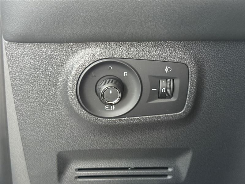 MG ZS 1,0   82kW,EXCLUSIVE,AUTOMAT,Č - fotka 11 z 29