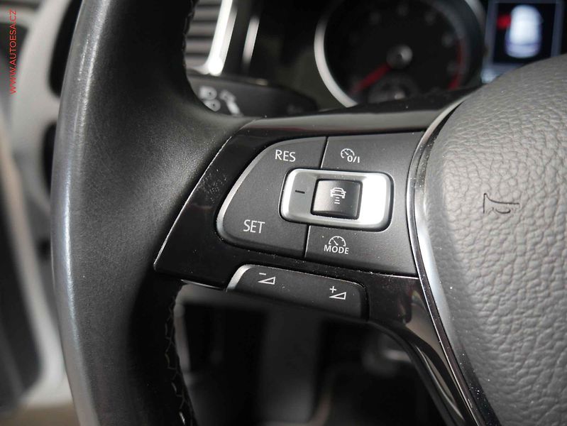 Volkswagen Golf (2015) 1.4 TSi R-Line, CUP - fotka 16 z 23