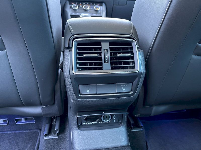 Škoda Kodiaq (2023) 2.0 TDI 110 kW DSG 4X4 L&K - fotka 27 z 35