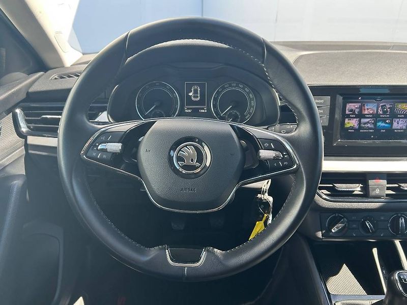 Škoda Scala Ambition 6MP 1,0TSI - fotka 11 z 22
