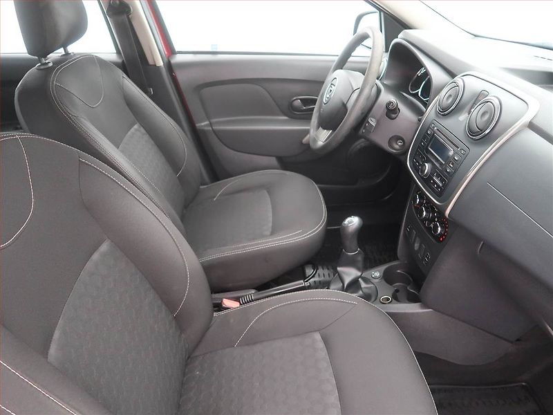 Dacia Sandero (2015) 1.2 16V, LPG - fotka 7 z 12