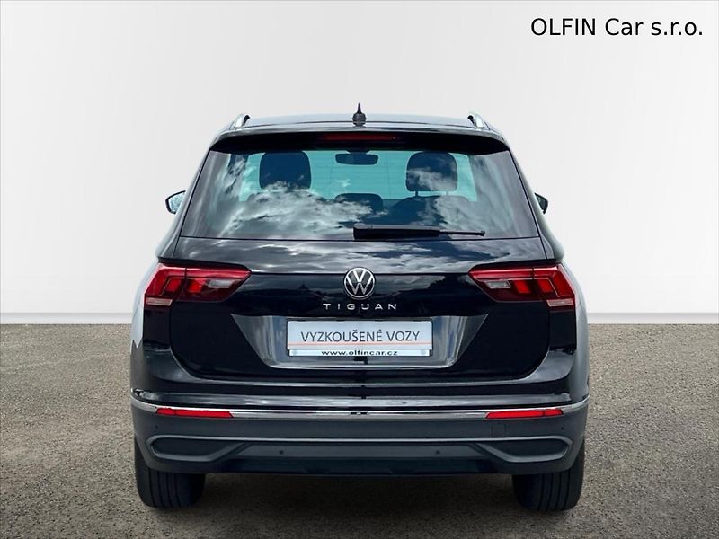 Volkswagen Tiguan 1,5 TSi 110kW 7DSG LIFE - fotka 8 z 27