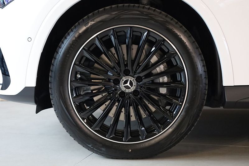 Mercedes-Benz GLC 220d 4M, DISTRONIC, Nezávislé - fotka 14 z 35