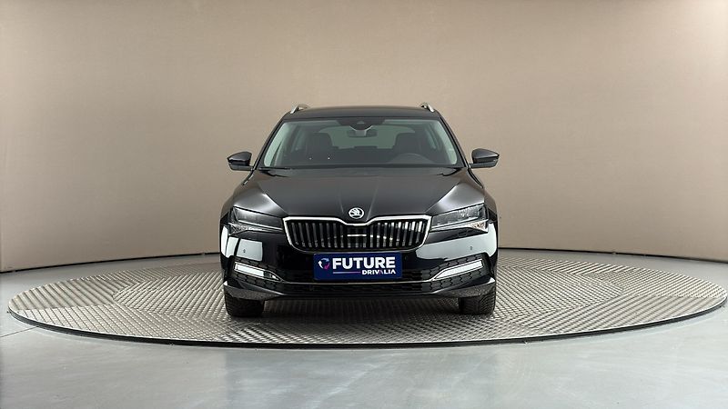 Škoda Superb 2.0 TSI DSG Style Combi - fotka 3 z 29