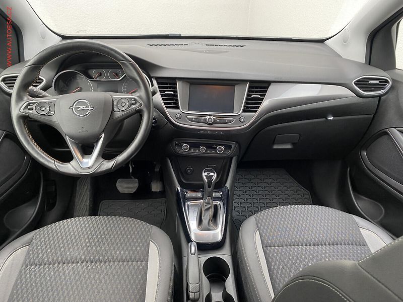 Opel Crossland X (2017) 1.2 Turbo, ČR, AT, autoAC - fotka 8 z 18