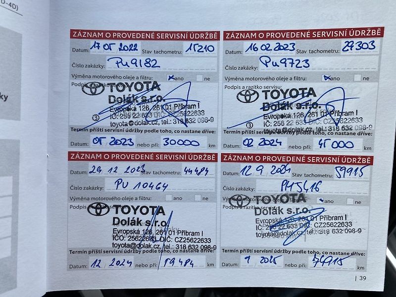 Toyota RAV4 2.5HSD, ČR, Black Edition, 4x4 - fotka 16 z 19
