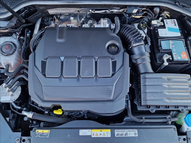 Volkswagen Passat 2.0TDI 147kW 4MOTION DSG Eleg - fotka 42 z 50