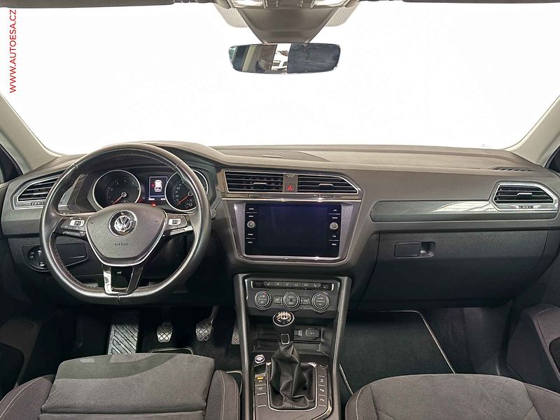 Volkswagen Tiguan (2019) 1.5 TSi, ČR, LED, autoAC - fotka 8 z 16