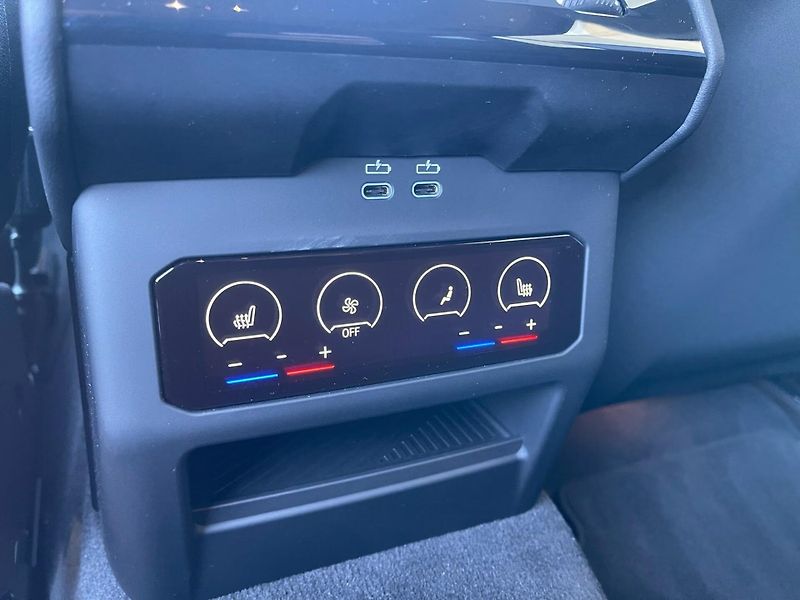 BMW Řada 5 530e xDrive HuD Venti DAPro - fotka 11 z 21