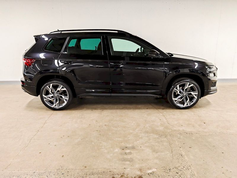 Škoda Karoq (2025) 1.5 TSI 110 kW DSG Sportline - fotka 27 z 32