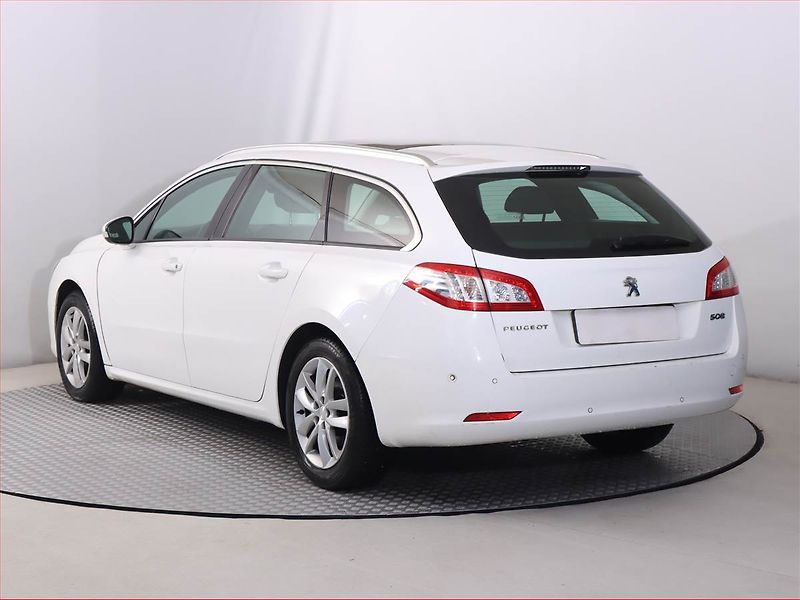 Peugeot 508 (2015) 2.0 HDi, Automat, Navi - fotka 4 z 21