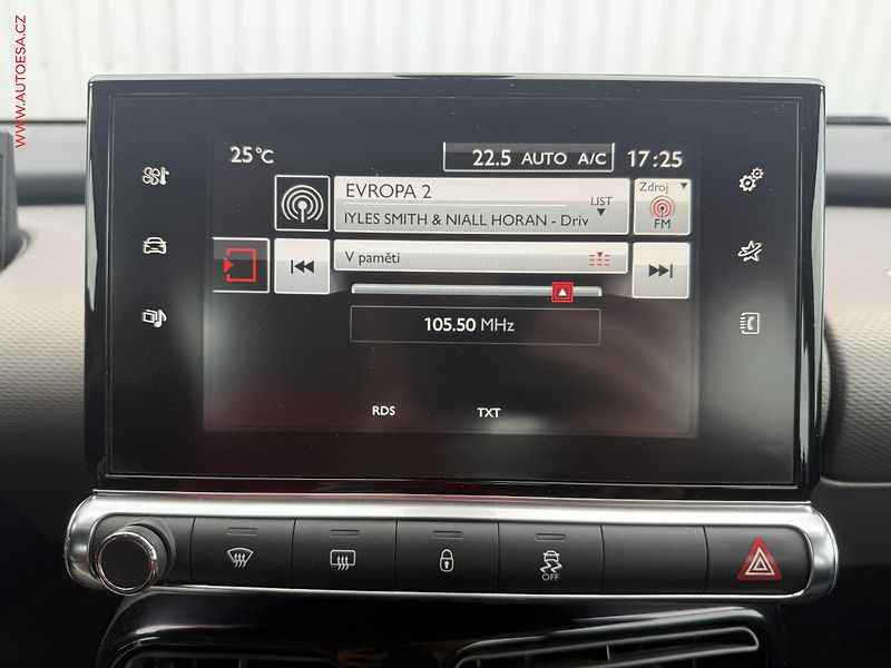 Citroën C4 Cactus (2018) 1.2 VTi, ČR, Feel, AT - fotka 13 z 18