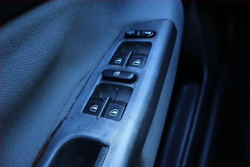 Škoda Octavia (2009) 1.6, po STK, jezdí výborně - fotka 16 z 18