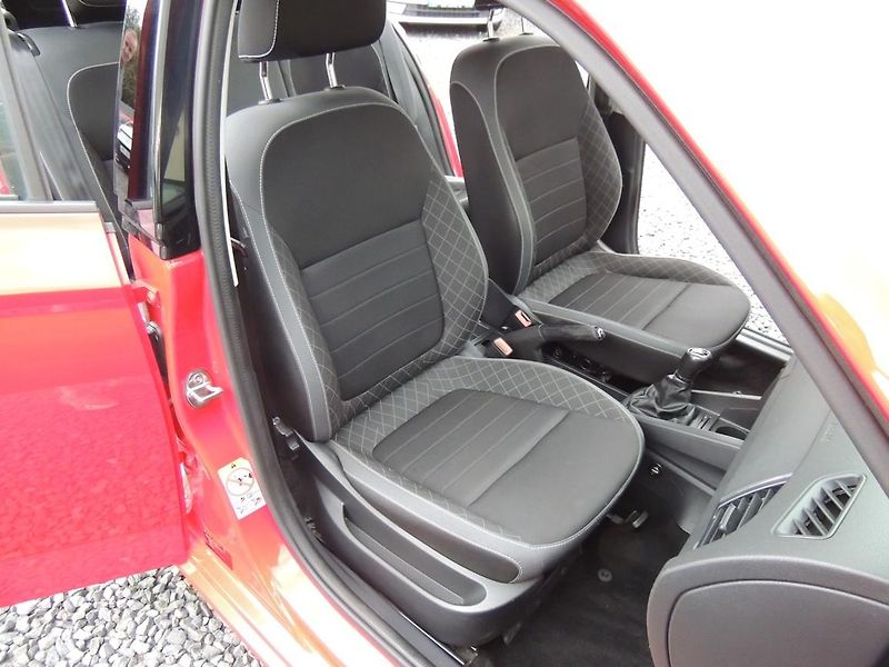 Škoda Fabia (2019) 1.0MPi,44kw,Amb,ČR,1.maj.TZ - fotka 17 z 35