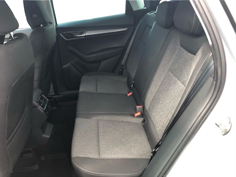 Škoda Karoq 1,5TSi 110kW STYLE PLUS COMFOR - fotka 12 z 30