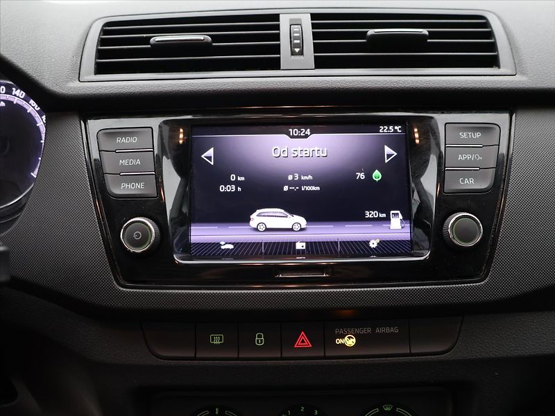 Škoda Fabia 1,0 TSI 70kW Ambition CZ DPH - fotka 21 z 32