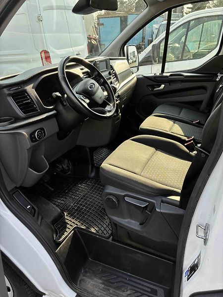 Ford Transit Custom (2020) CUSTOM L2-H1 DVOJTÁ KLIMA - fotka 8 z 13