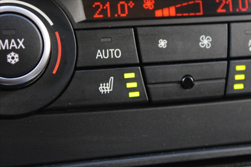 BMW X3 2,0 xDrive  ČR, 87TKM, TOP - fotka 15 z 29