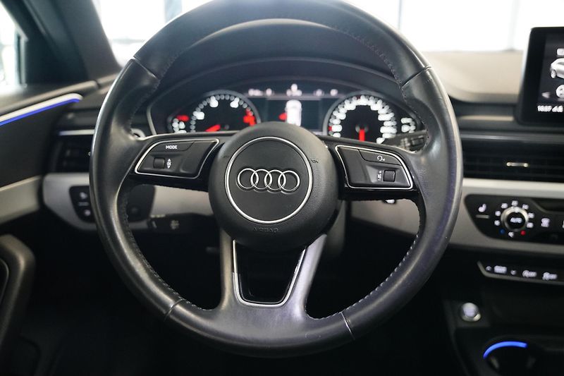 Audi A4 - fotka 18 z 28