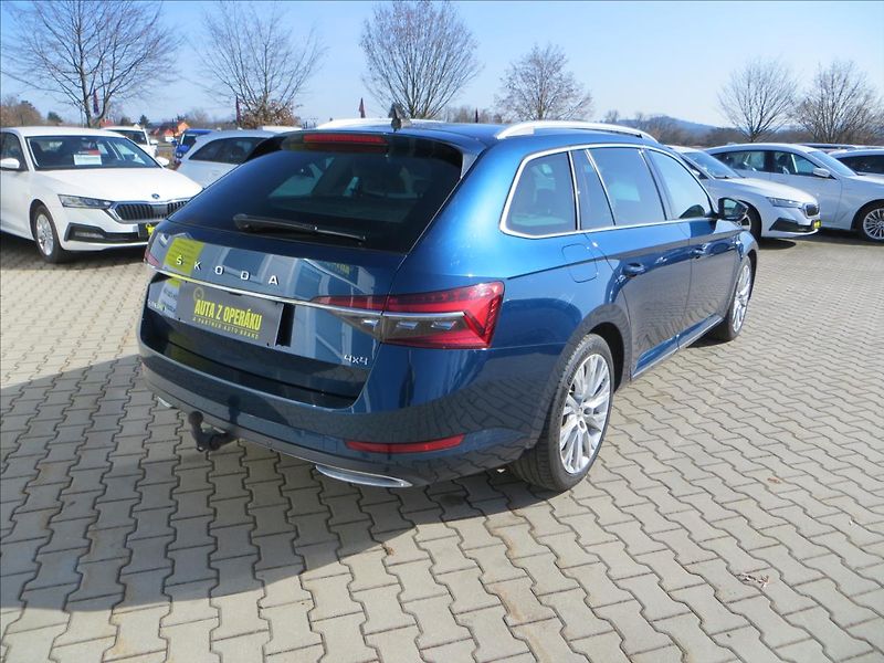 Škoda Superb 2,0 TDI 147kW 4x4 L&K DSG ČR - fotka 11 z 33