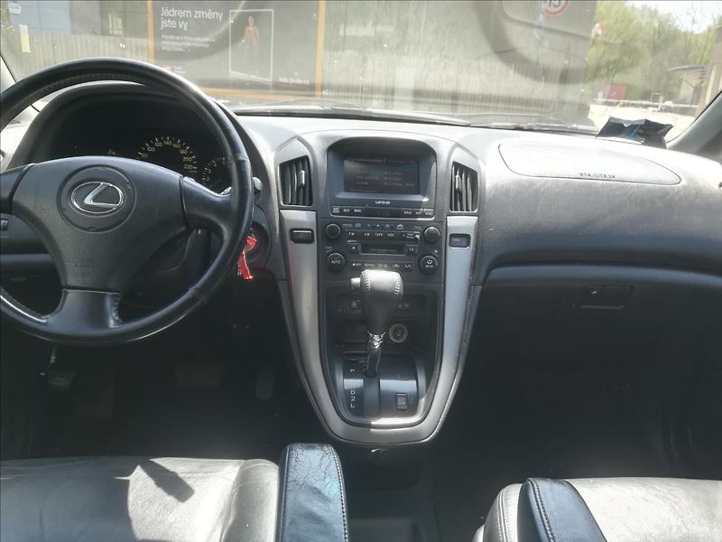 Lexus RX 300 3,0 EXECUTIVE - fotka 18 z 19