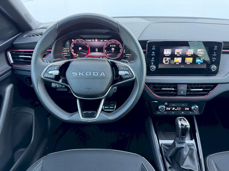Škoda Scala (2025) 1.5 TSI 110kW DSG Monte Carlo - fotka 8 z 35