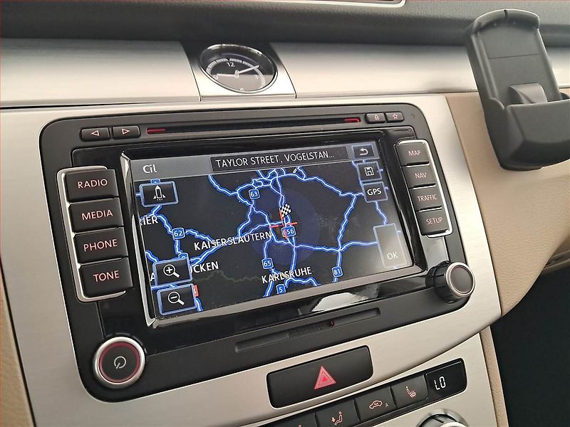 Volkswagen CC (2013) Highline 2.0 TDI, Kůže, Navi - fotka 13 z 21
