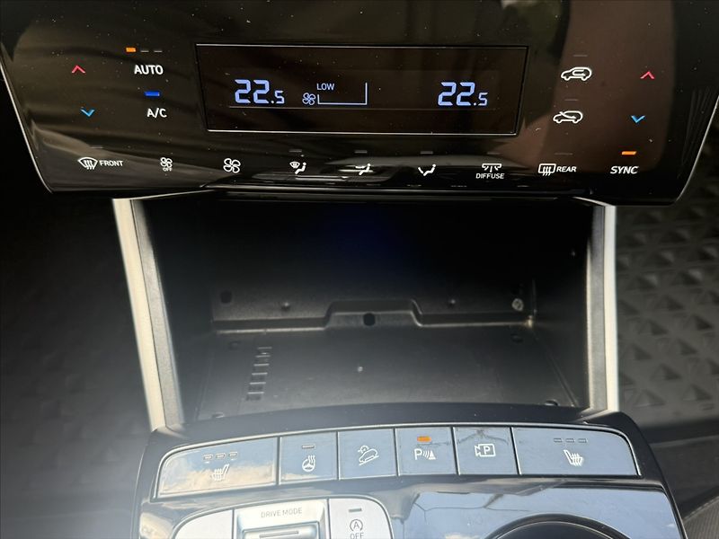 Hyundai Tucson 1,6 T-GDI 110kW DCT Style - fotka 15 z 26