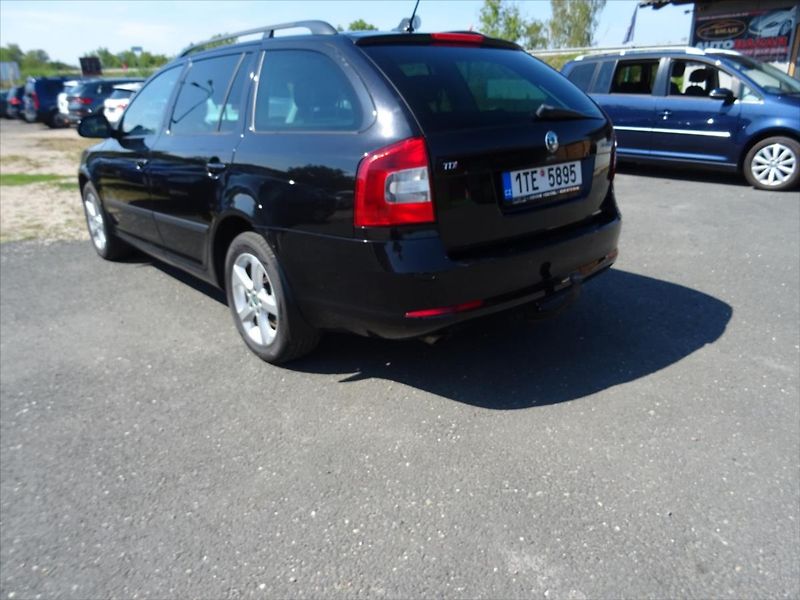 Škoda Octavia 2,0 TDi 81 kW - fotka 6 z 24