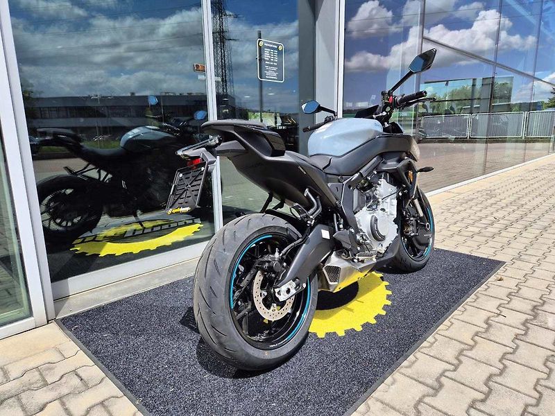 CFMOTO (2026) 675 NK - SKLADEM - fotka 6 z 59