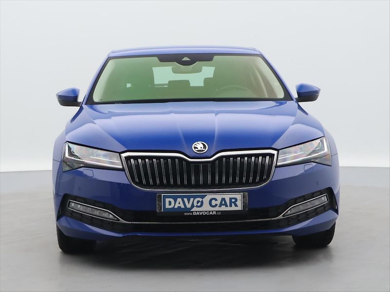 Škoda Superb 2,0 TDI Virtual Matrix Webasto - fotka 2 z 33