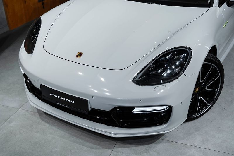 Porsche Panamera Turbo S E-hybrid - fotka 4 z 23