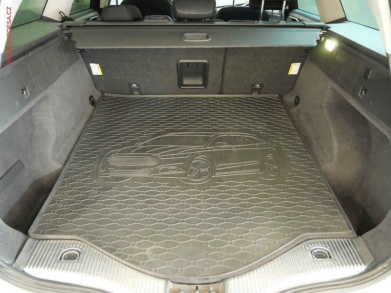 Ford Mondeo (2016) 2.0 TDCi, ČR, AT, LED - fotka 7 z 22