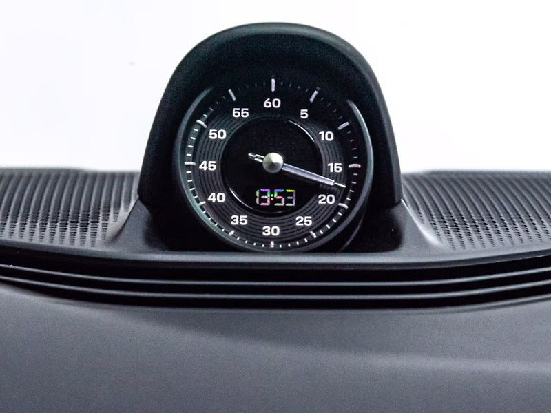 Porsche Taycan Turbo Sport Turismo HuD InnoDr - fotka 20 z 21