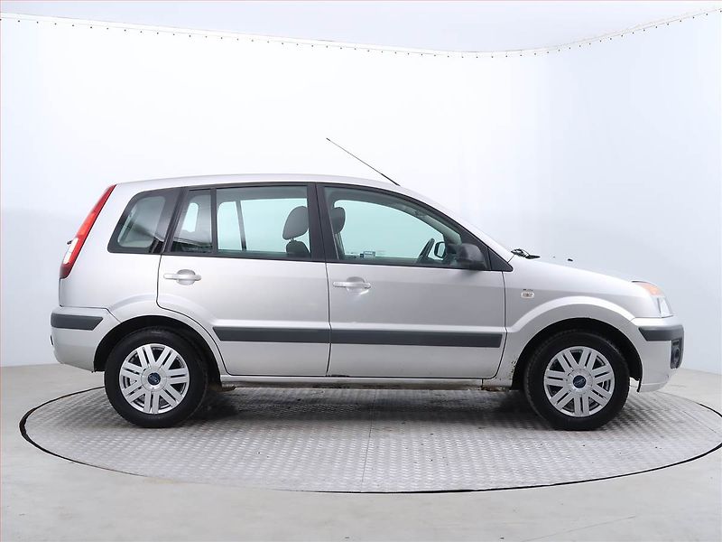 Ford Fusion (2008) 1.4, ČR,1.maj, po STK, Tažné - fotka 6 z 15