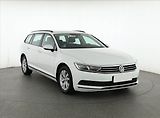 Volkswagen Passat (2017) 2.0 TDI, Serv.kniha, Navi - náhled 1